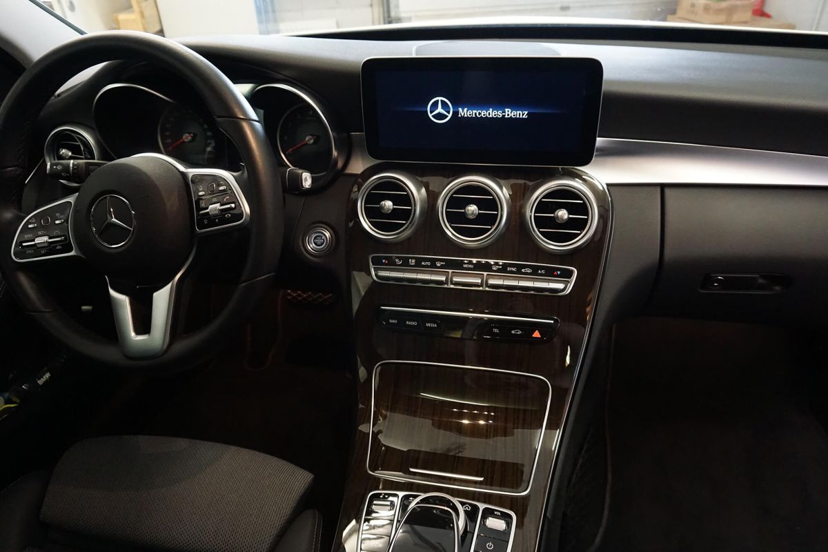 Mercedes — CarHifi-Zone Projekt