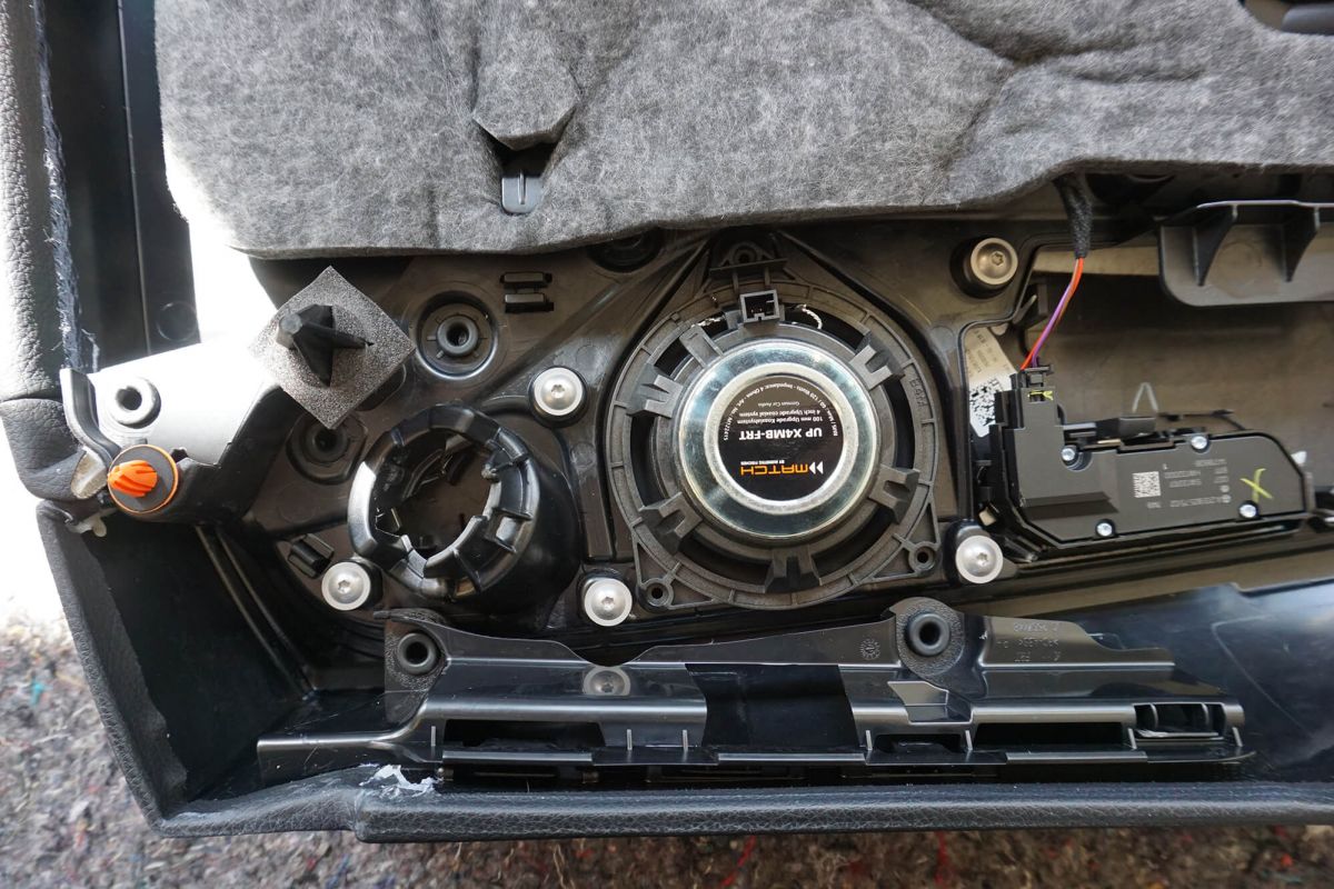 Mercedes — CarHifi-Zone Projekt